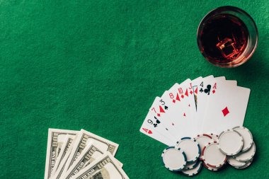 shiokambing5 mobile app interface showing slot tournaments and live casino options